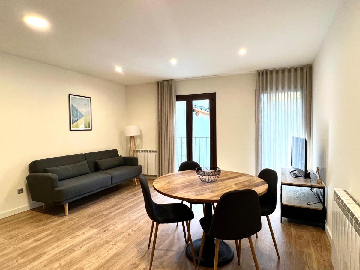 Espot Cowork & Apartments - L'Amfitriona Екстер'єр фото