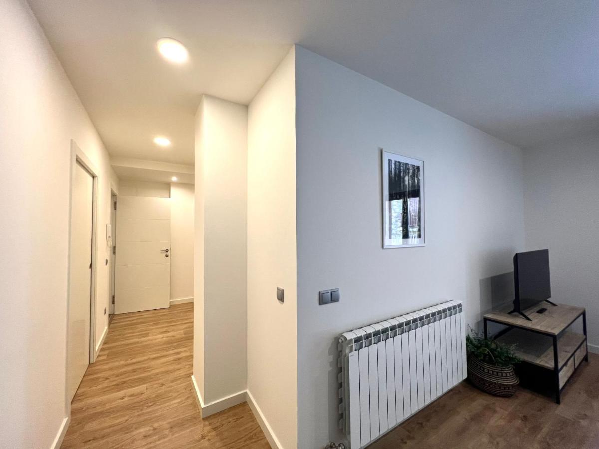 Espot Cowork & Apartments - L'Amfitriona Екстер'єр фото