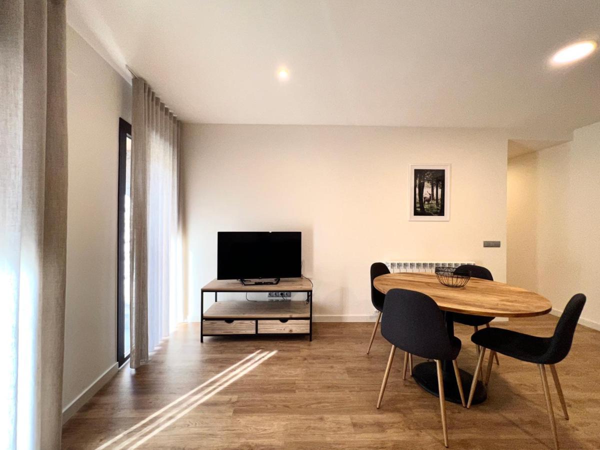 Espot Cowork & Apartments - L'Amfitriona Екстер'єр фото