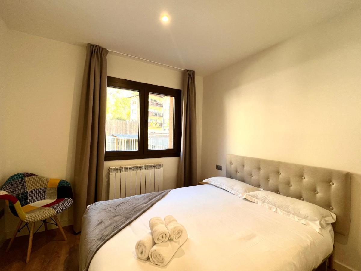 Espot Cowork & Apartments - L'Amfitriona Екстер'єр фото