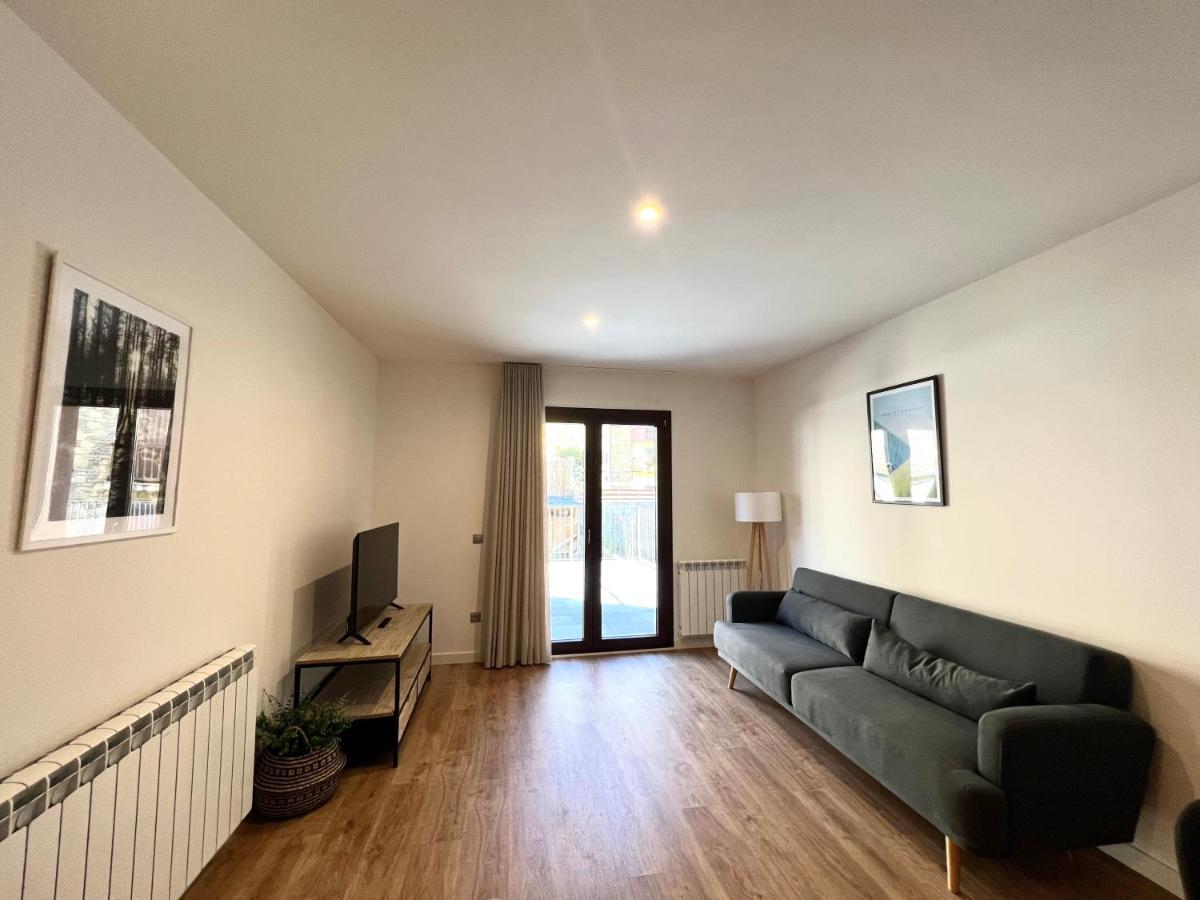 Espot Cowork & Apartments - L'Amfitriona Екстер'єр фото
