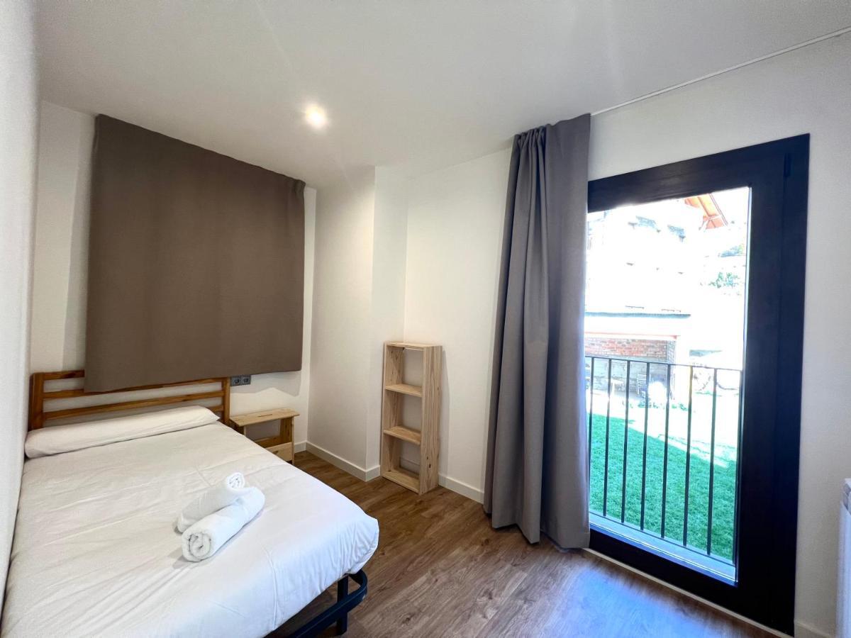 Espot Cowork & Apartments - L'Amfitriona Екстер'єр фото
